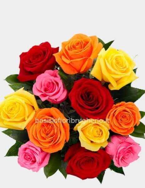 bouquet con roselline miste e verde